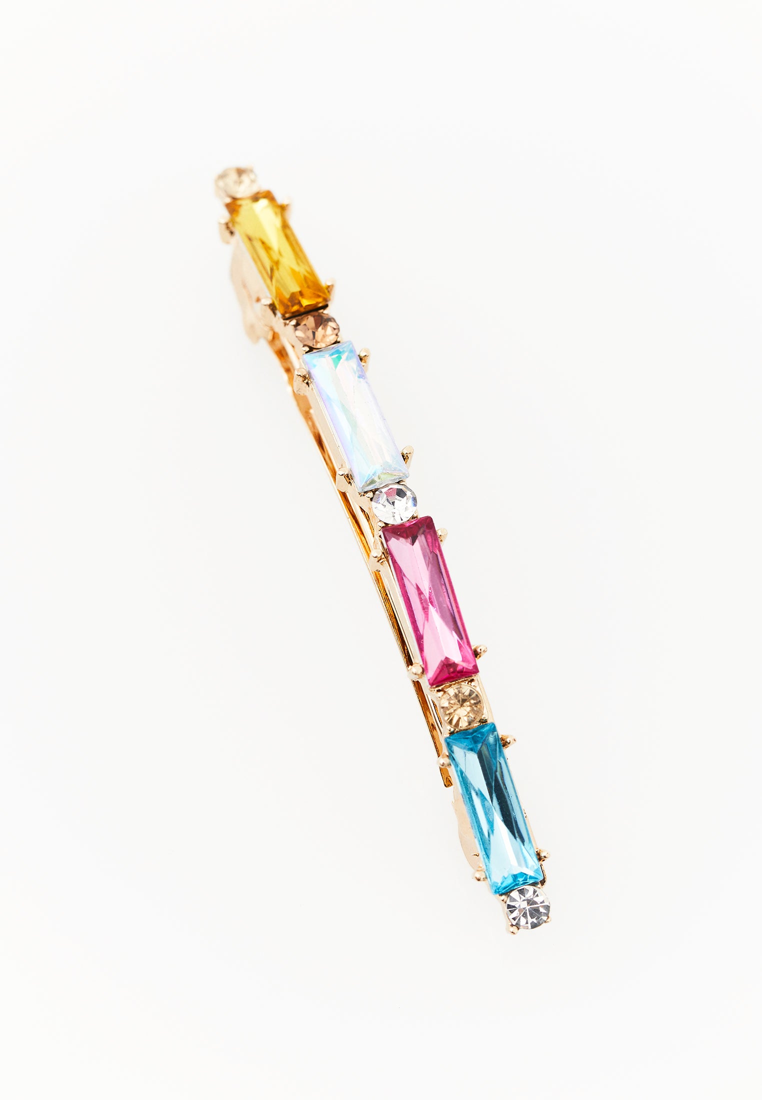 Hair Clip That Completes The Spring Style - NUNTUCKET BREEZE