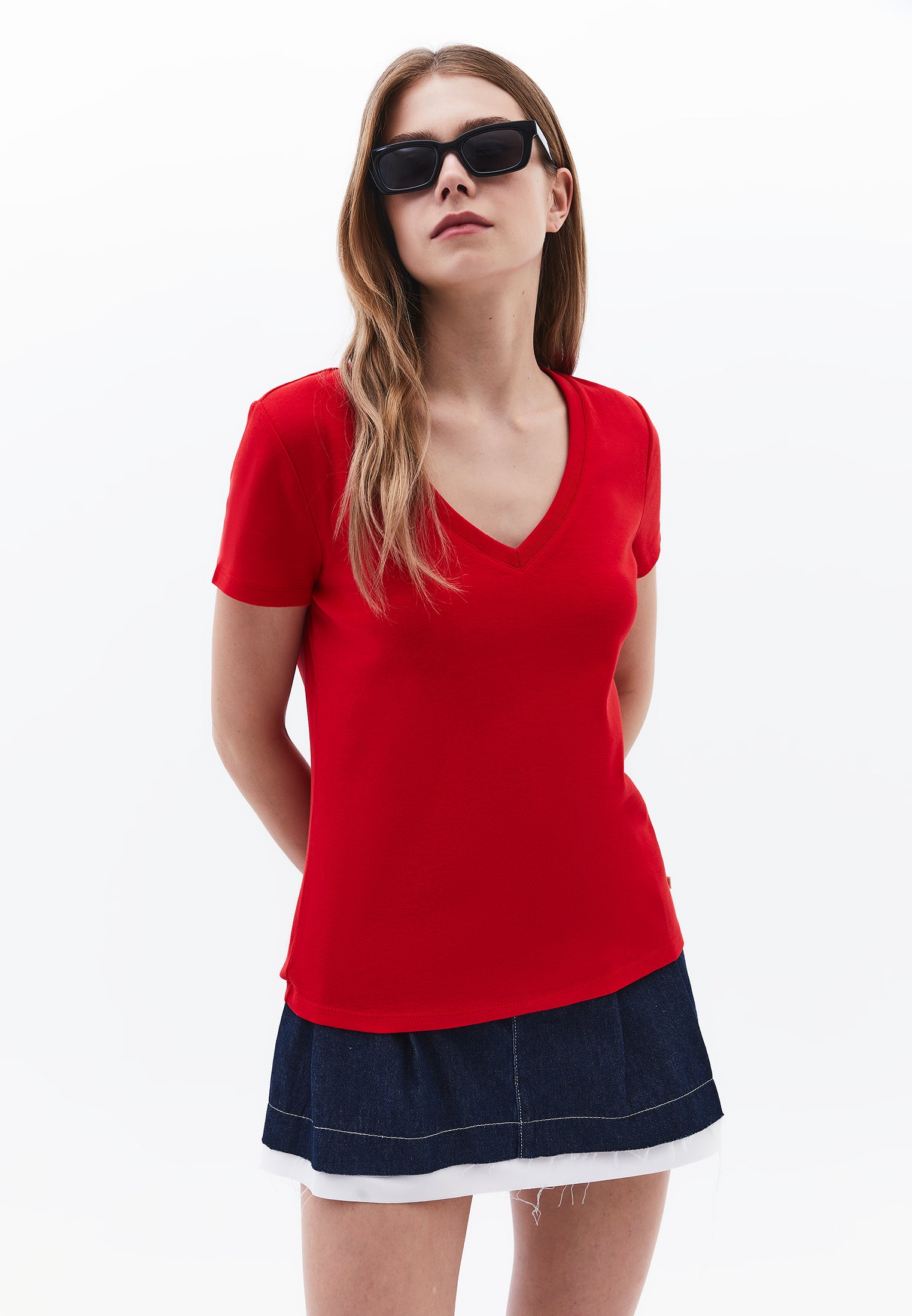 V Neck Short Sleeve T-Shirt - RACING RED