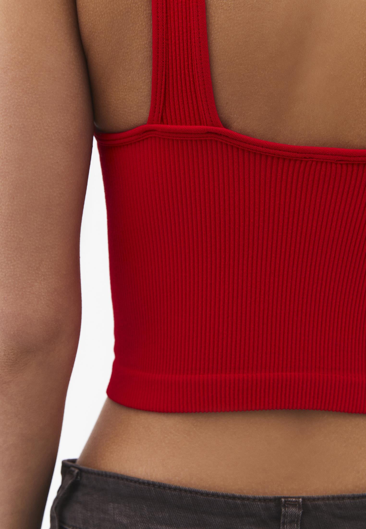 Cropped V Neck Tank Top - RACING RED