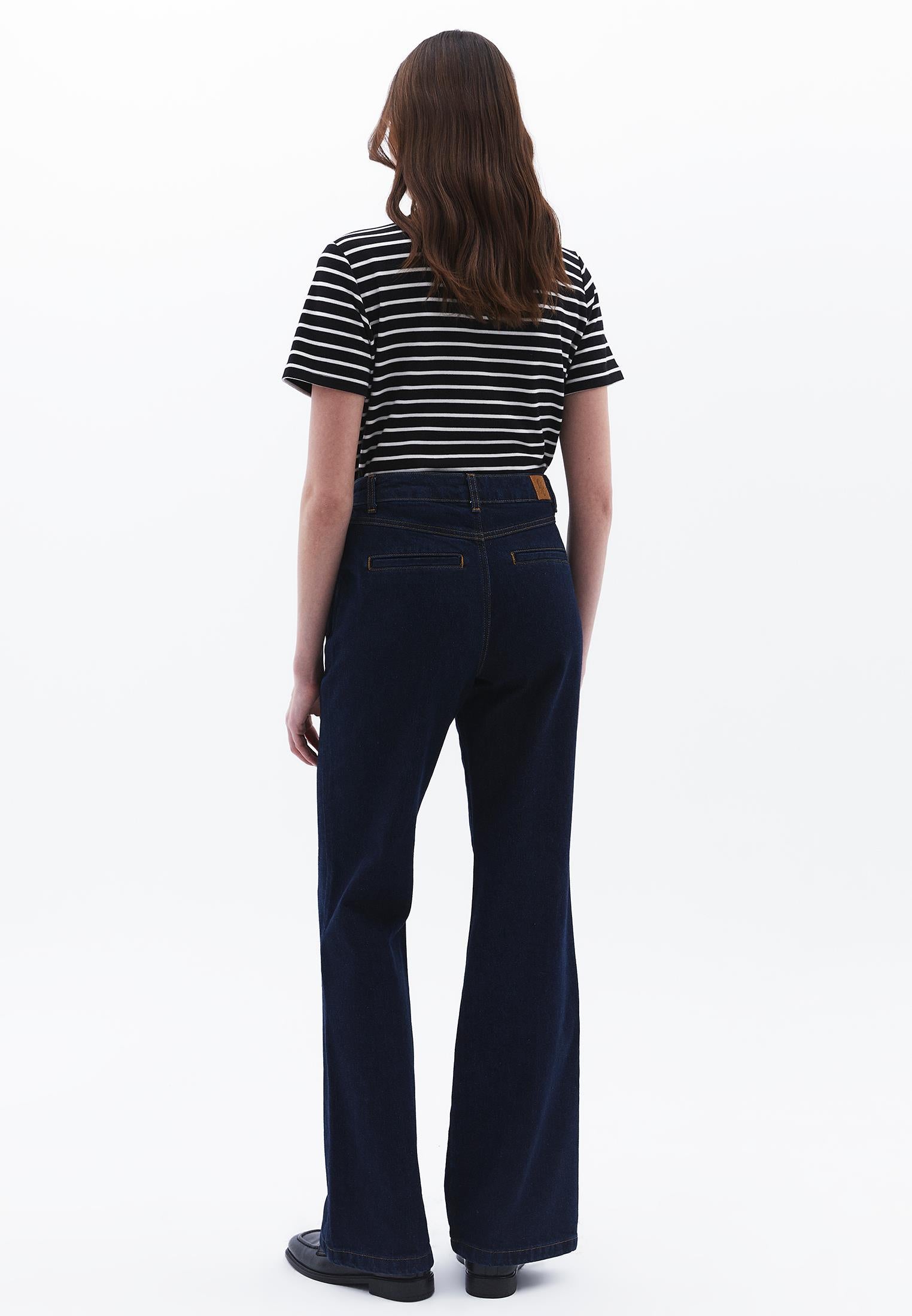 Spanish Leg Pocketed Denim Pants - RAW DENIM