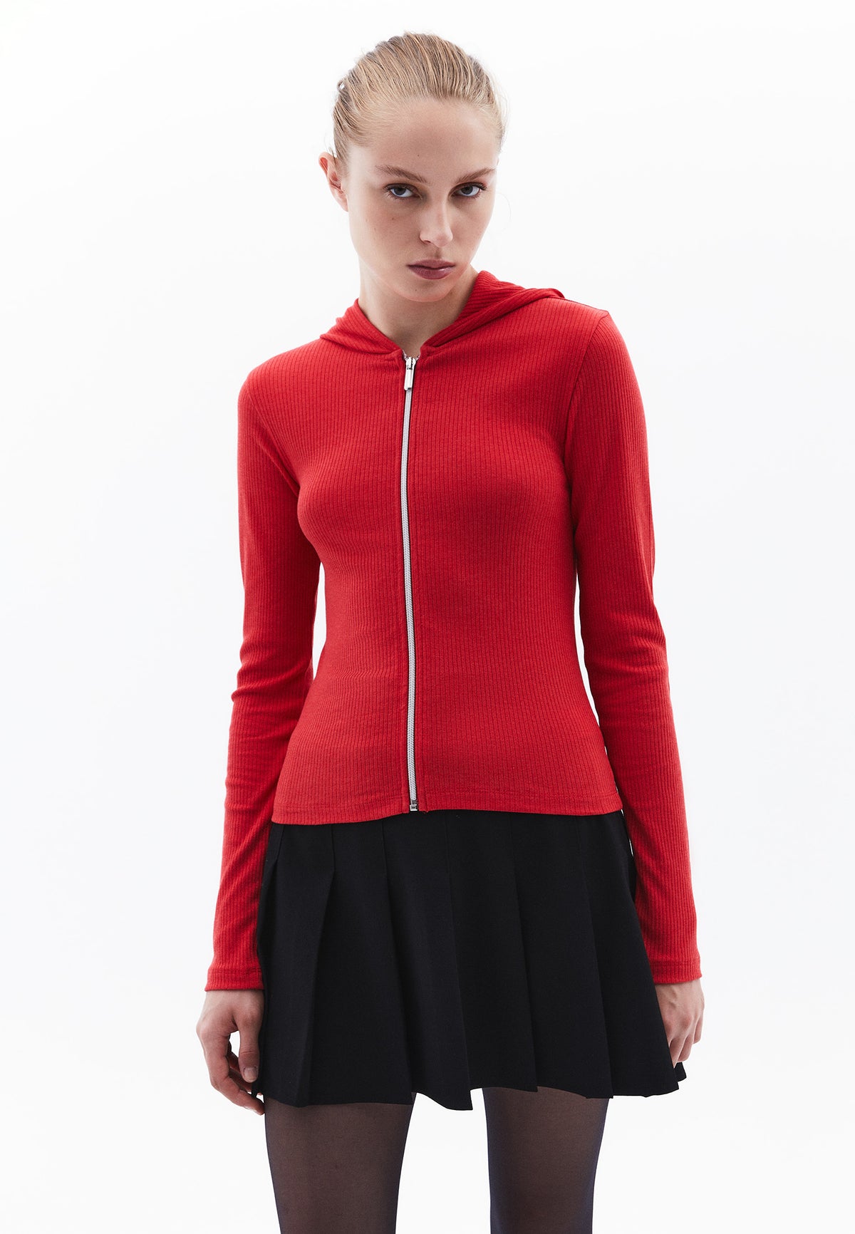 Long Sleeved T-Shirt With Zipper Detail - ROCOCCO RED