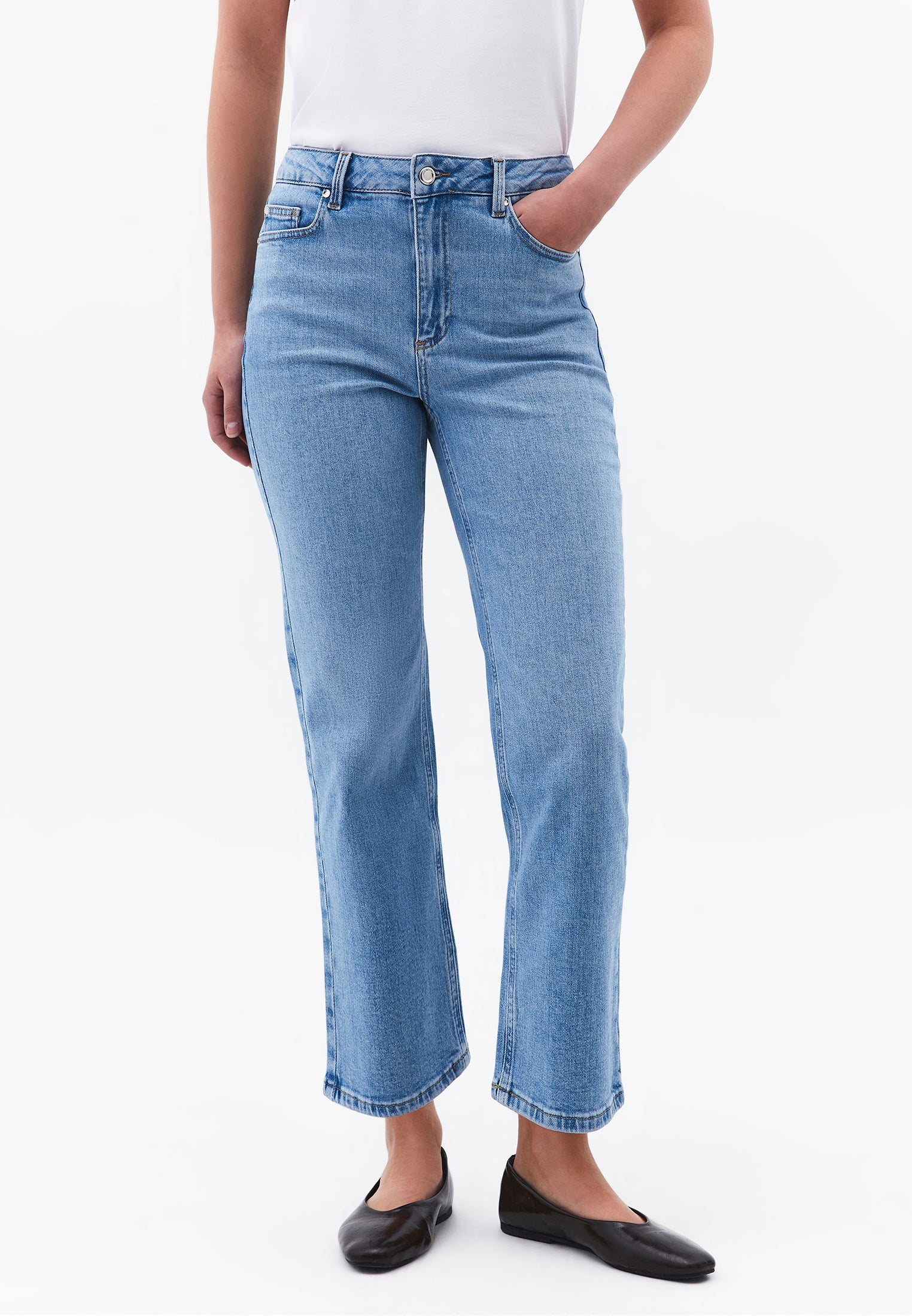 High Waist Straight Leg Pants With Pocket Detail - RODEO BLUE DENIM