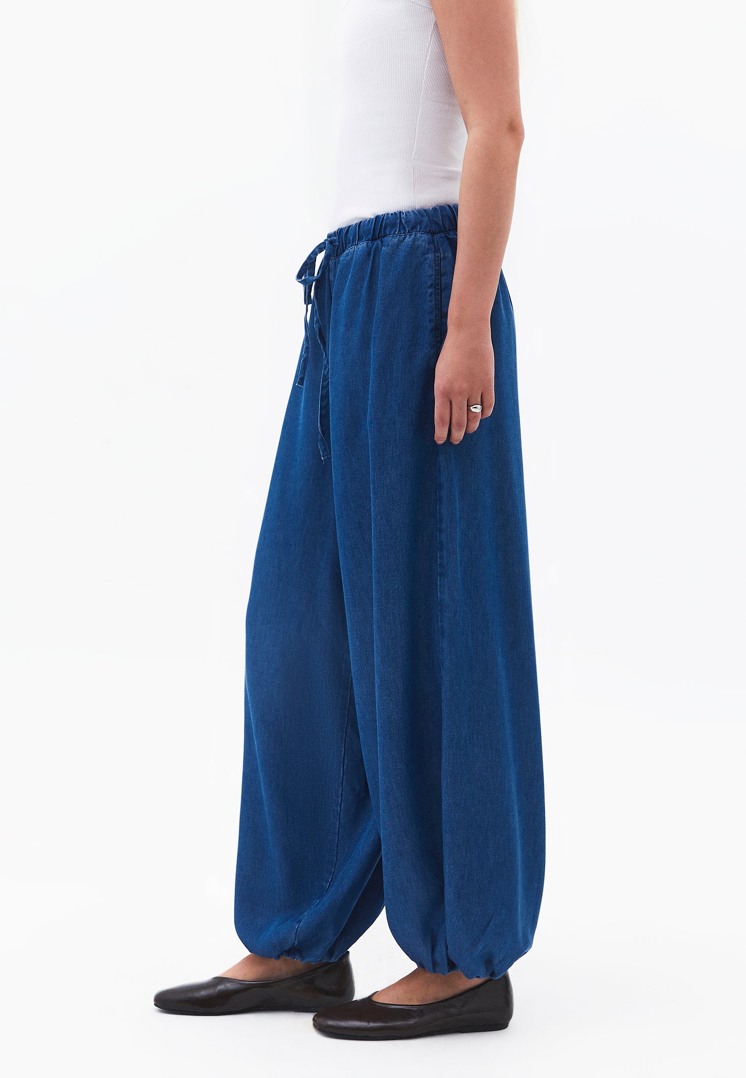 Balloon Form Jogger Jeans - RODEO BLUE DENIM