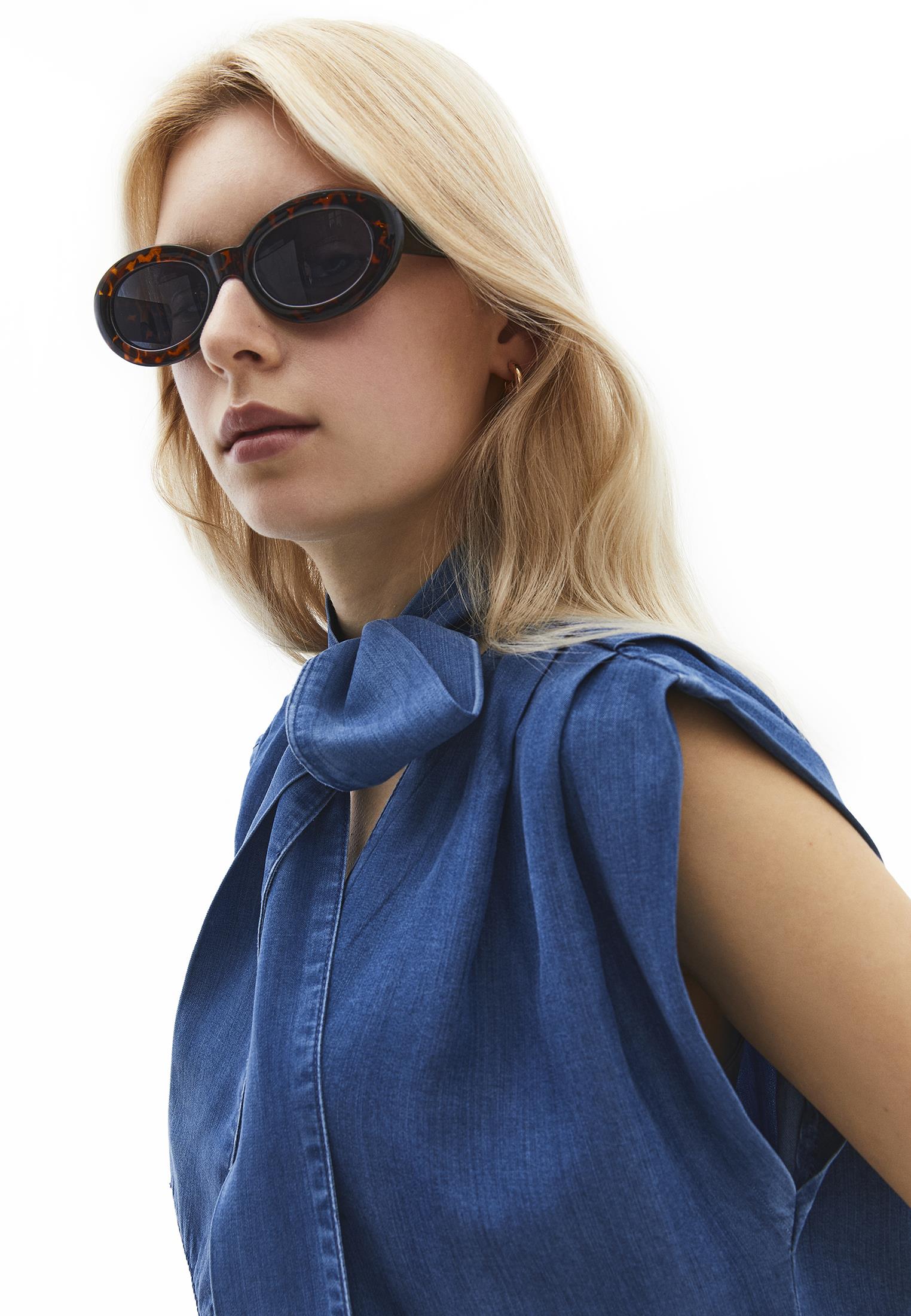 Sleeveless Blouse With Bow Detail - RODEO BLUE DENIM