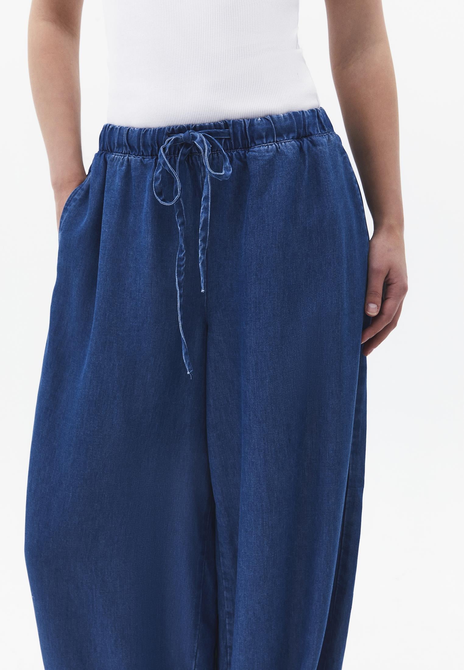 Balloon Form Jogger Jeans - RODEO BLUE DENIM