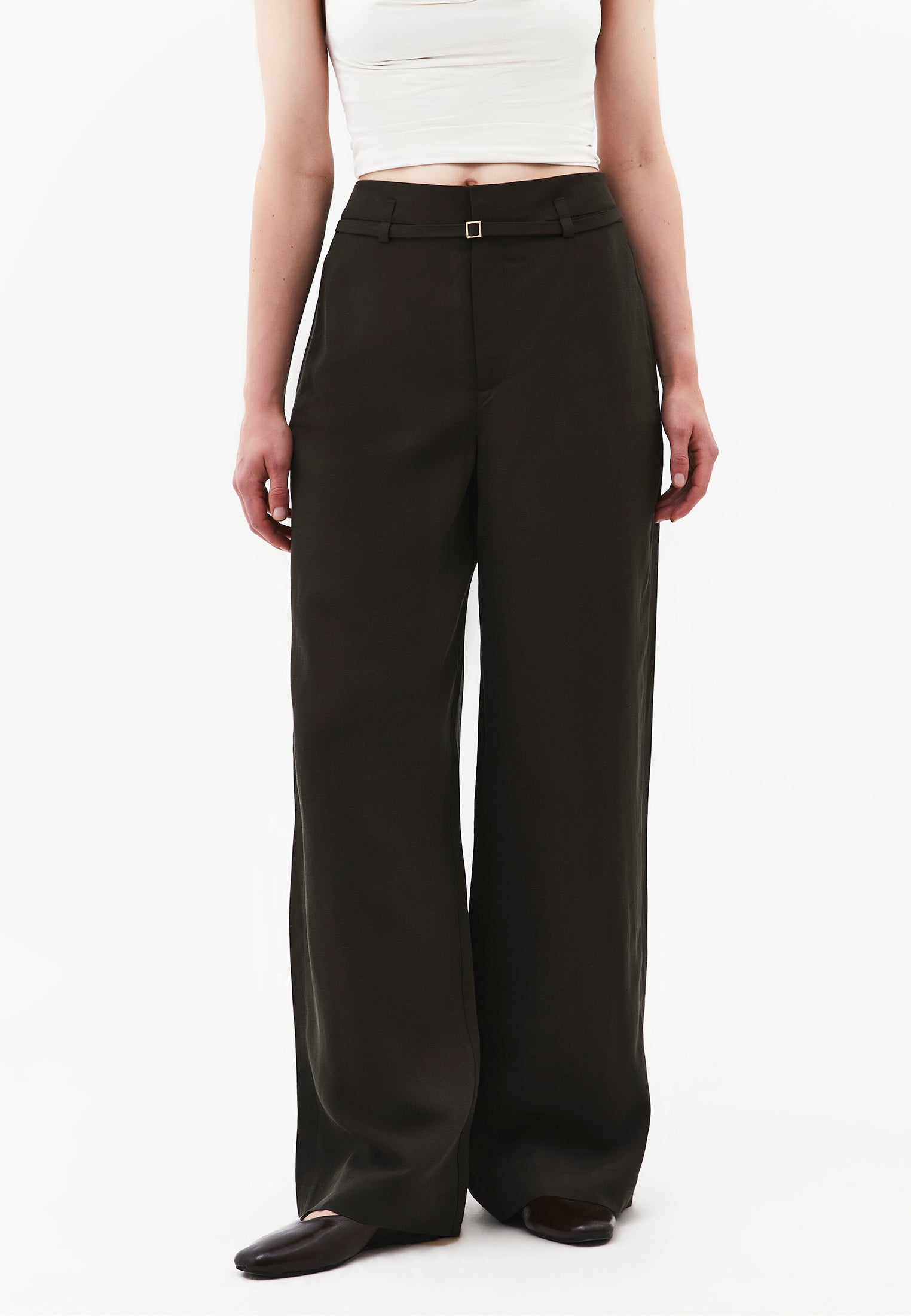 Straight Leg Pants With Belt Detail - ROSIN