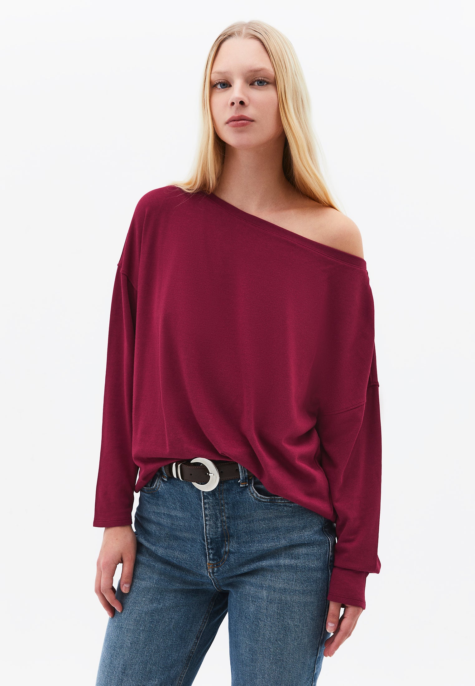Boat Neck Knit Sweater - RUMBA RED