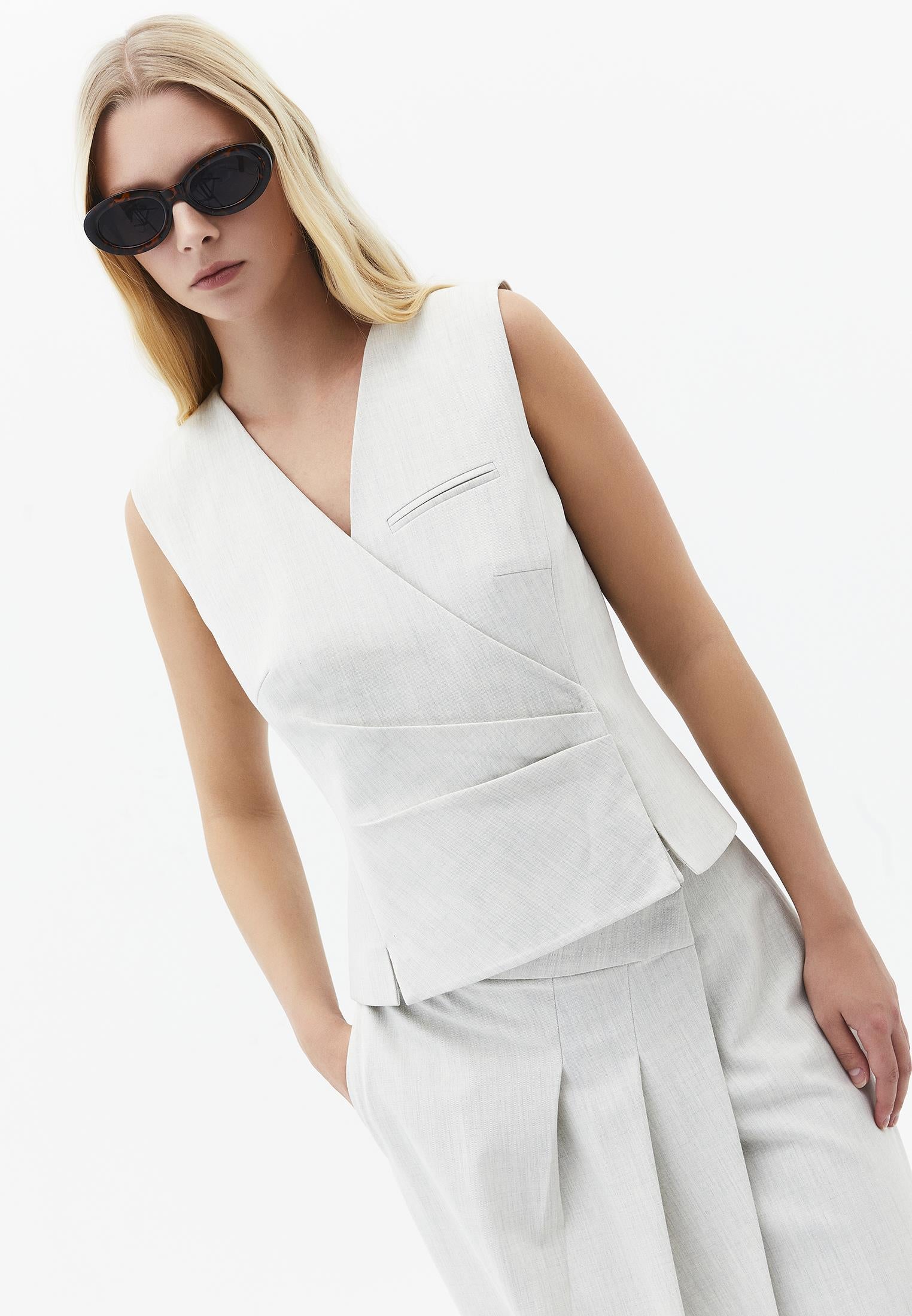 V Neck Pleated Detailed Closed Vest - SILVER BIRCH MELANGE