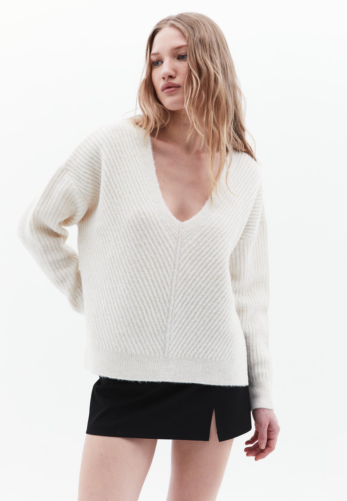 V Neck Long Sleeve Sweater - SILVER BIRCH