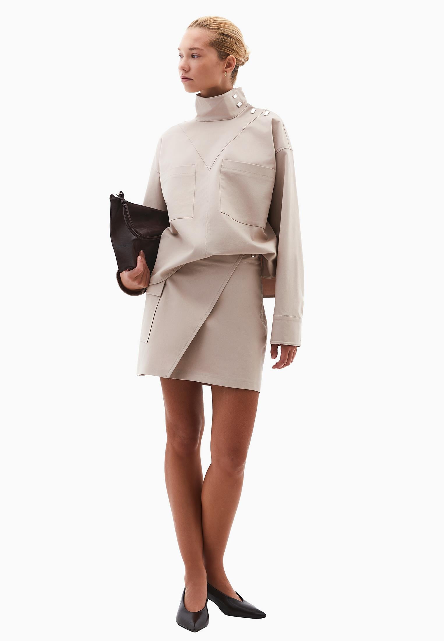 Short Skirt With Pockets - SIMPLY TAUPE