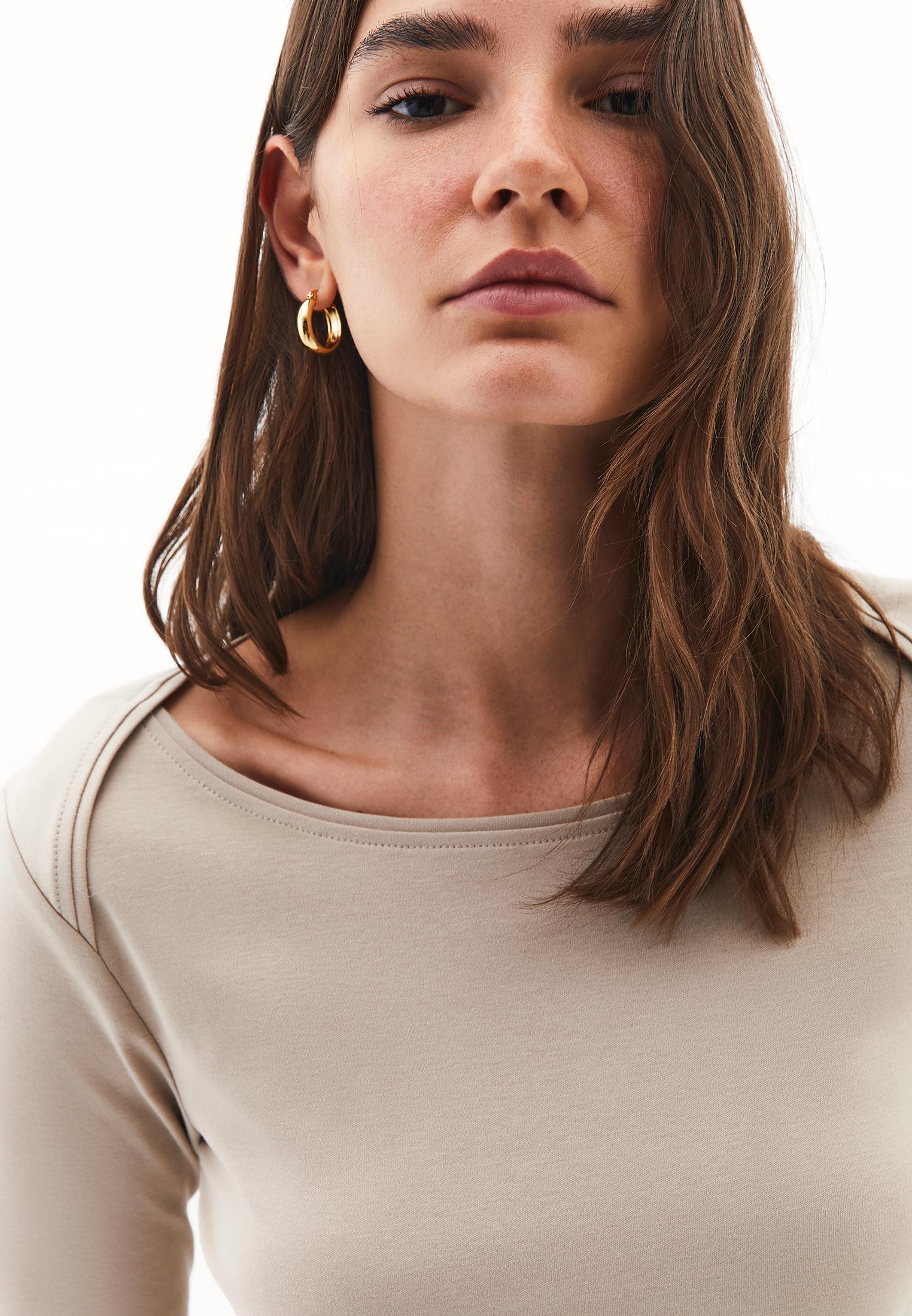 Boat Neck T-Shirt - SIMPLY TAUPE