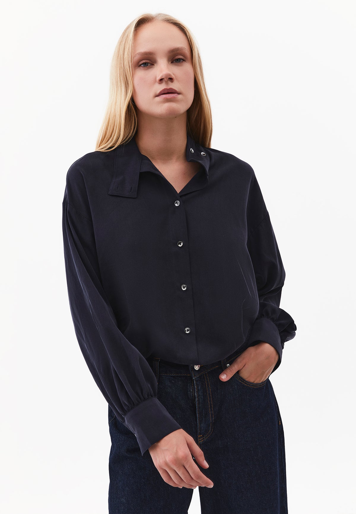 Checked Loose Shirt with High Collar - SKY CAPTAIN