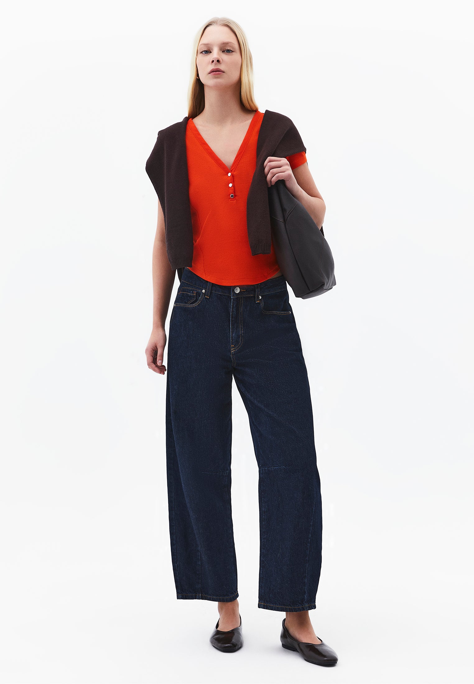 V Neck Slim Fit T-Shirt - SPICY ORANGE