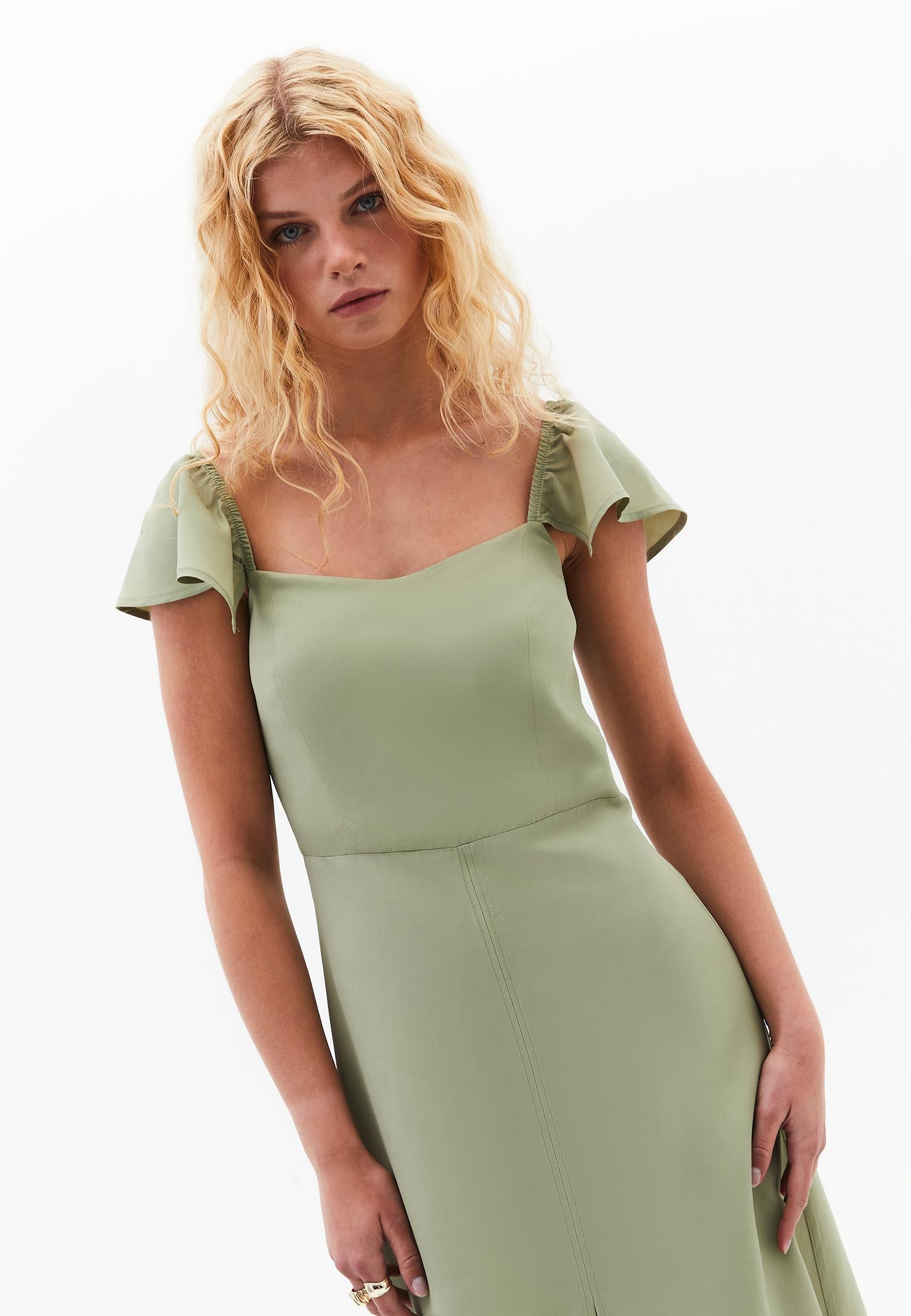 Sweetheart Neck Slit Detailed Midi Dress - TEA