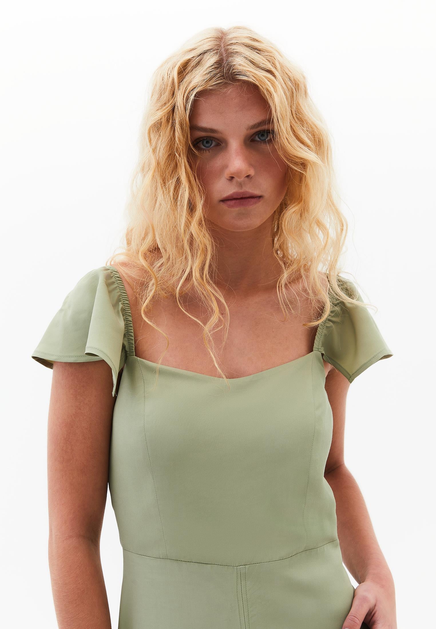 Sweetheart Neck Slit Detailed Midi Dress - TEA