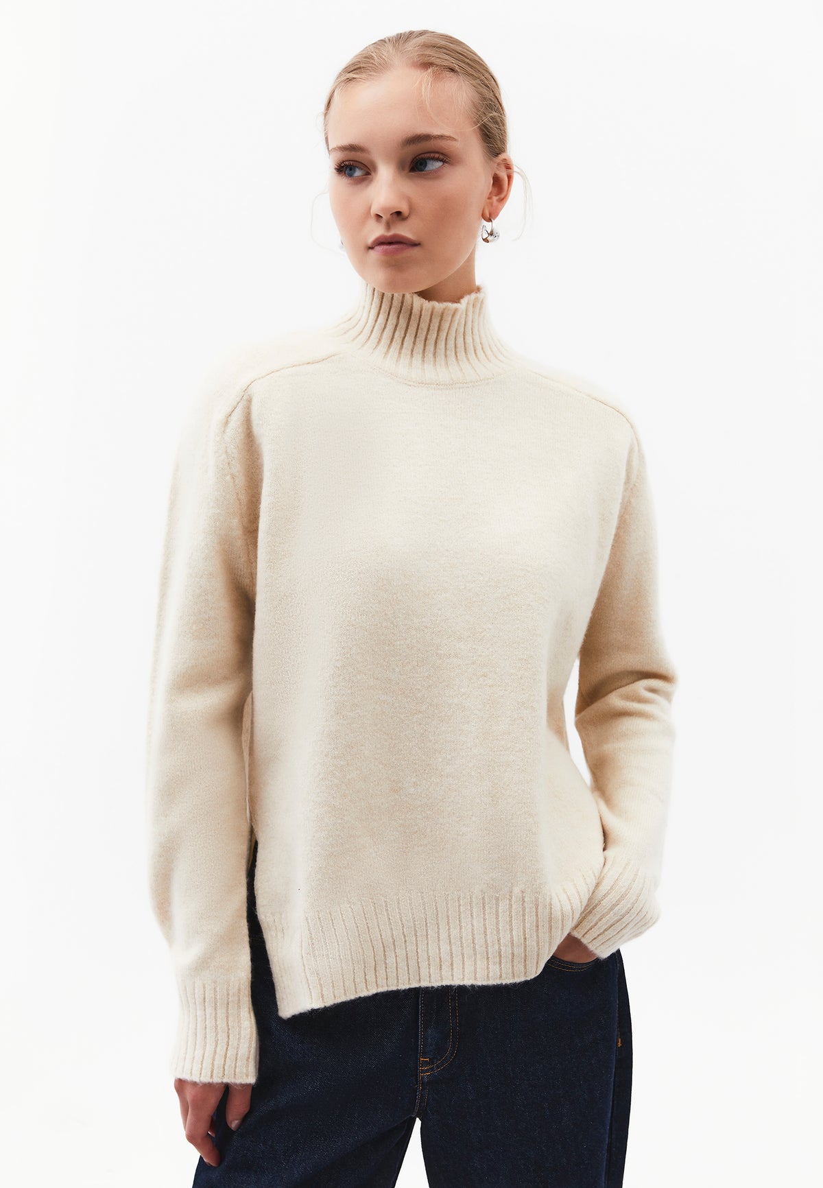 High Neck Sweater With Side Slit Detail - TURTLEDOVE