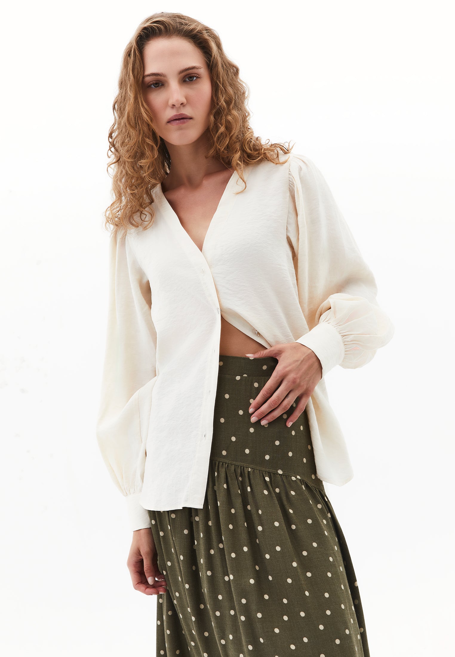 V Neck Buttoned Shirt - TURTLEDOVE