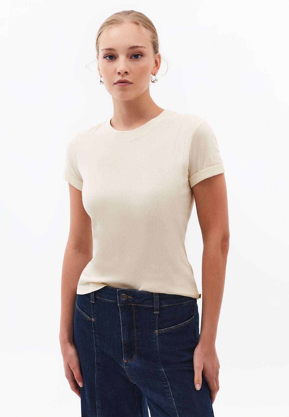 Women's Crew Neck Short Sleeve T-Shirt - TURTLEDOVE