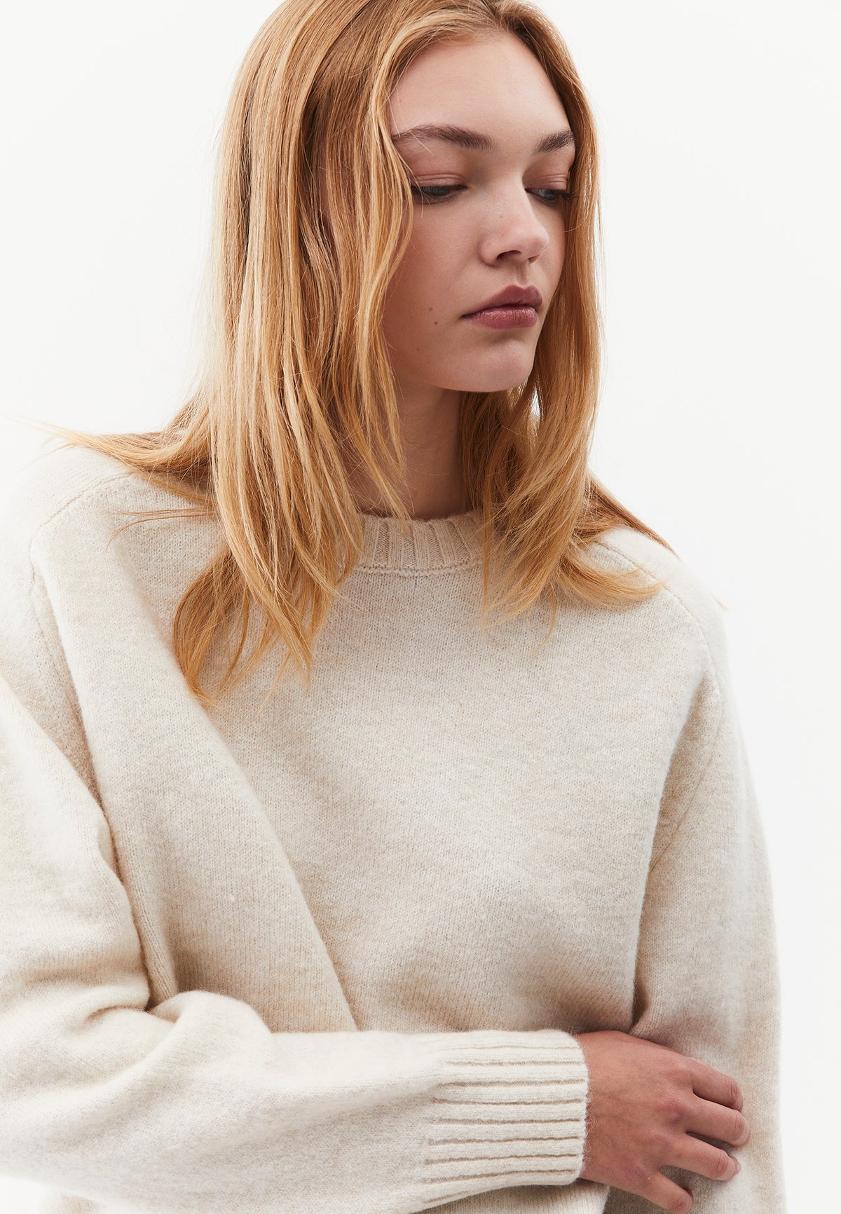 Crew Neck Raglan Sleeve Long Sleeve Knit Sweater - TURTLEDOVE