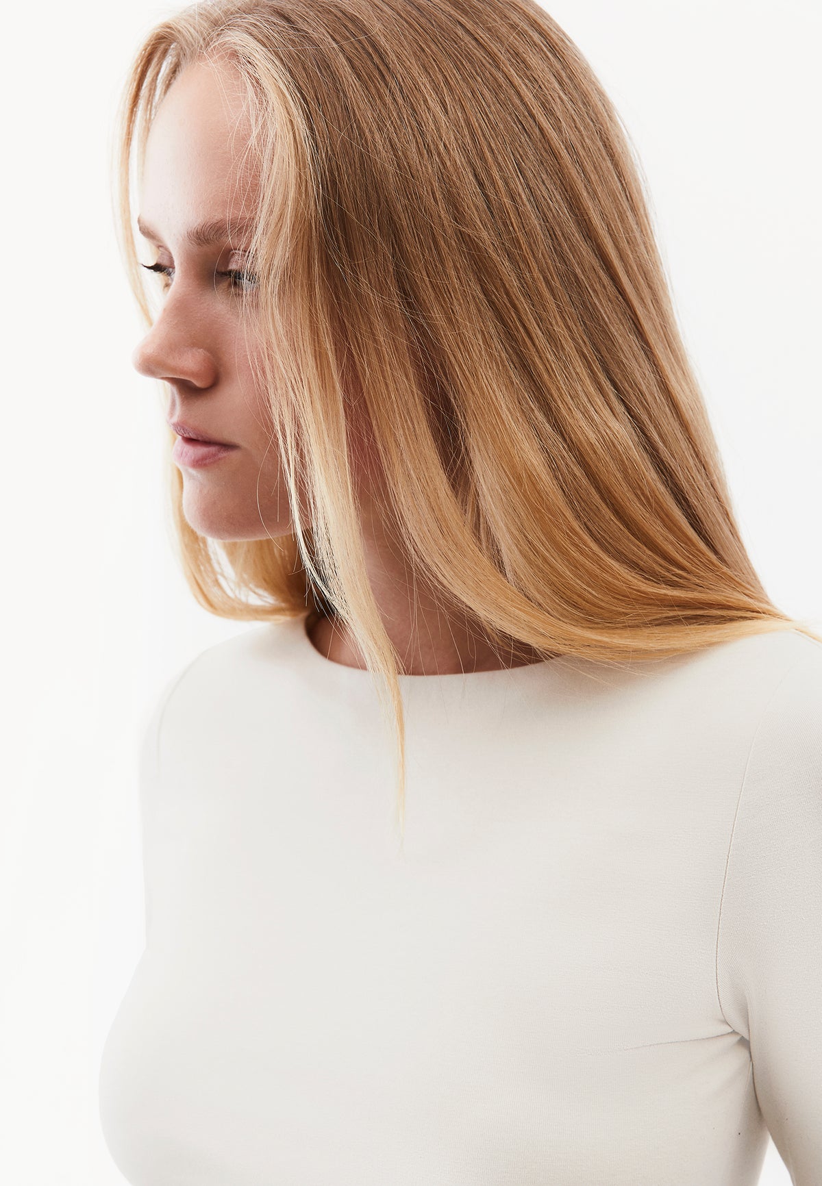 Long Sleeve T-Shirt with Collar Detail - TURTLEDOVE