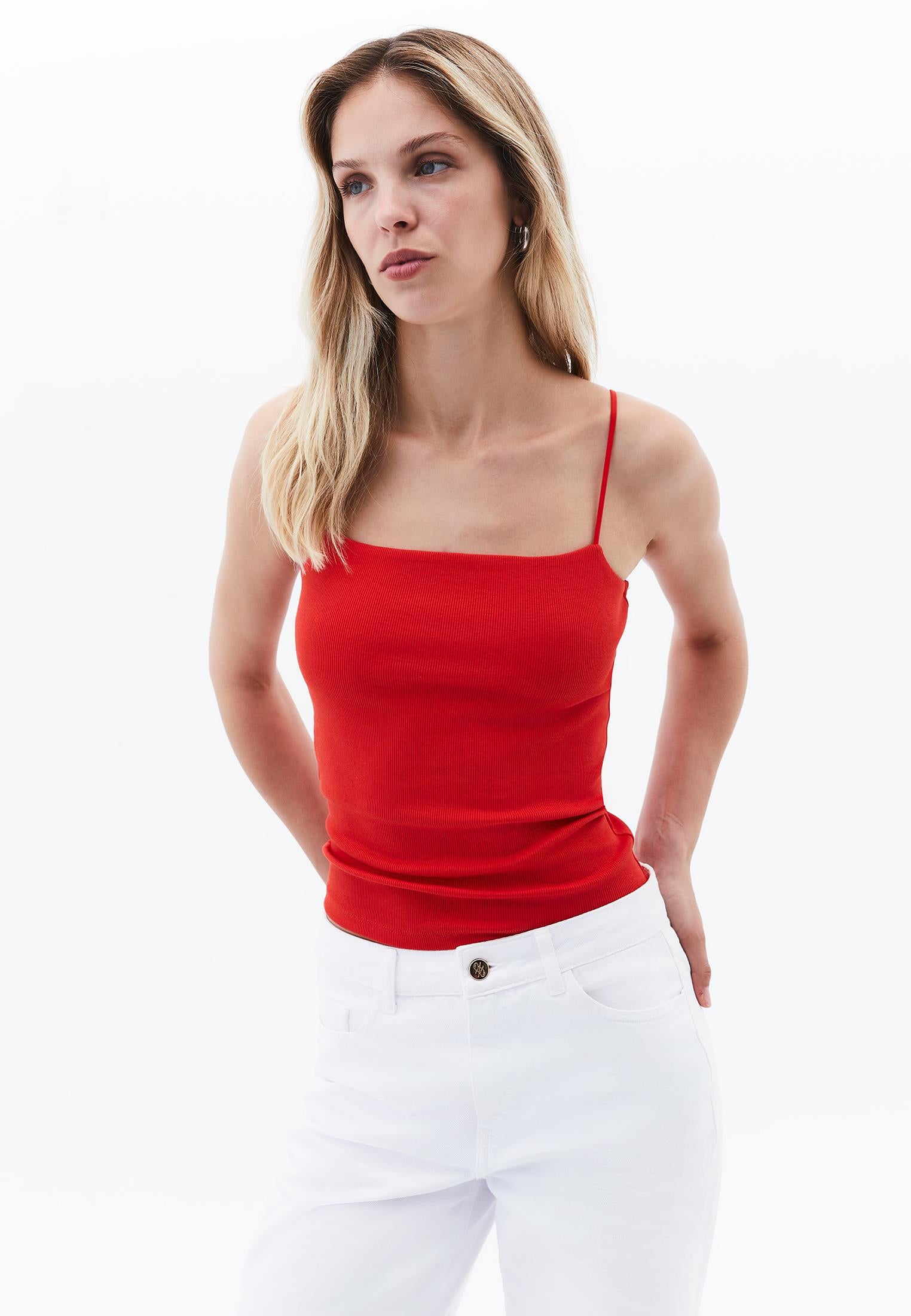 Square Neck Strap Tank Top - VALIANT POPPY