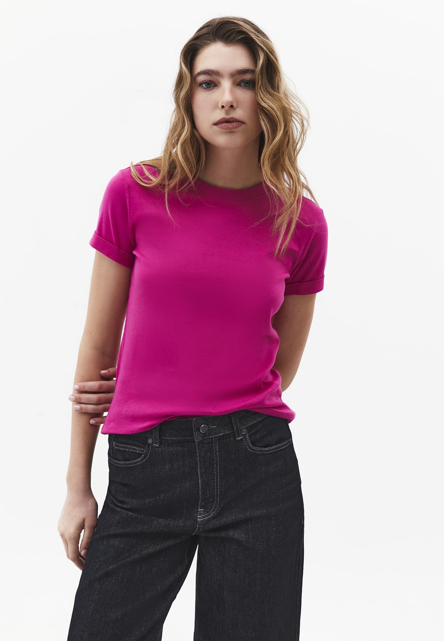 Crew Neck Short Sleeve T-Shirt - VERY BERRY