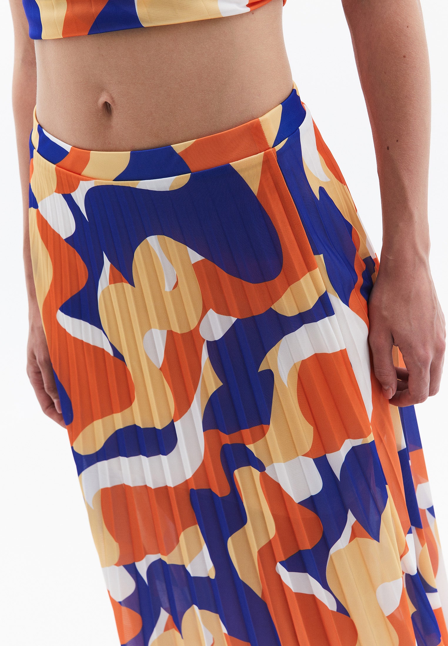 Pleated Printed Long Flared Skirt - WAVE COMB