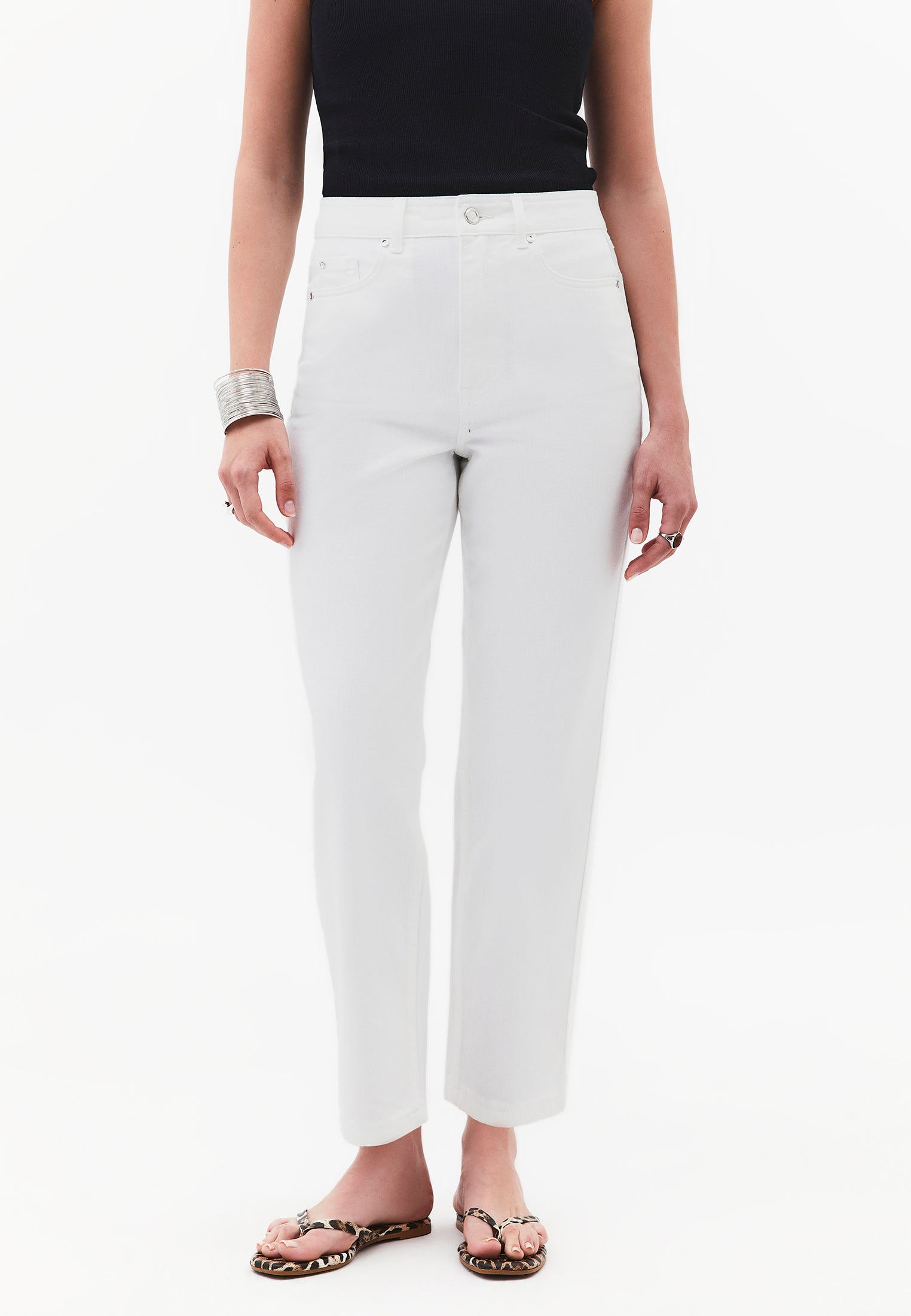 Ultra High Waist Mom Jeans - WHITE DENIM