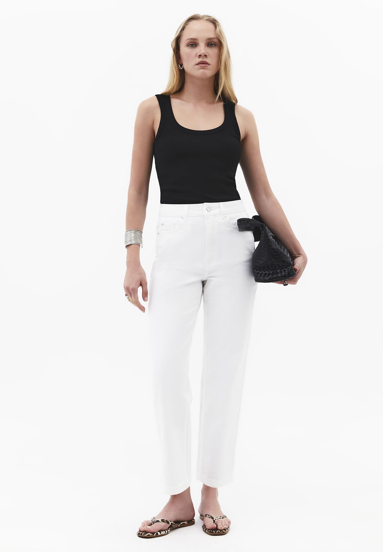 Ultra High Waist Mom Jeans - WHITE DENIM