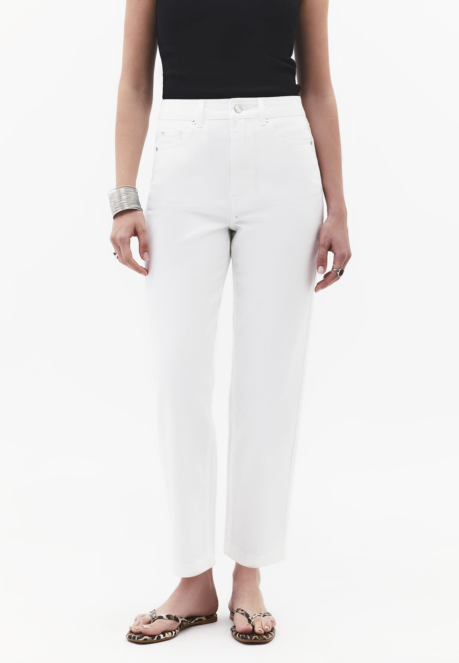 Ultra High Waist Mom Jeans - WHITE DENIM