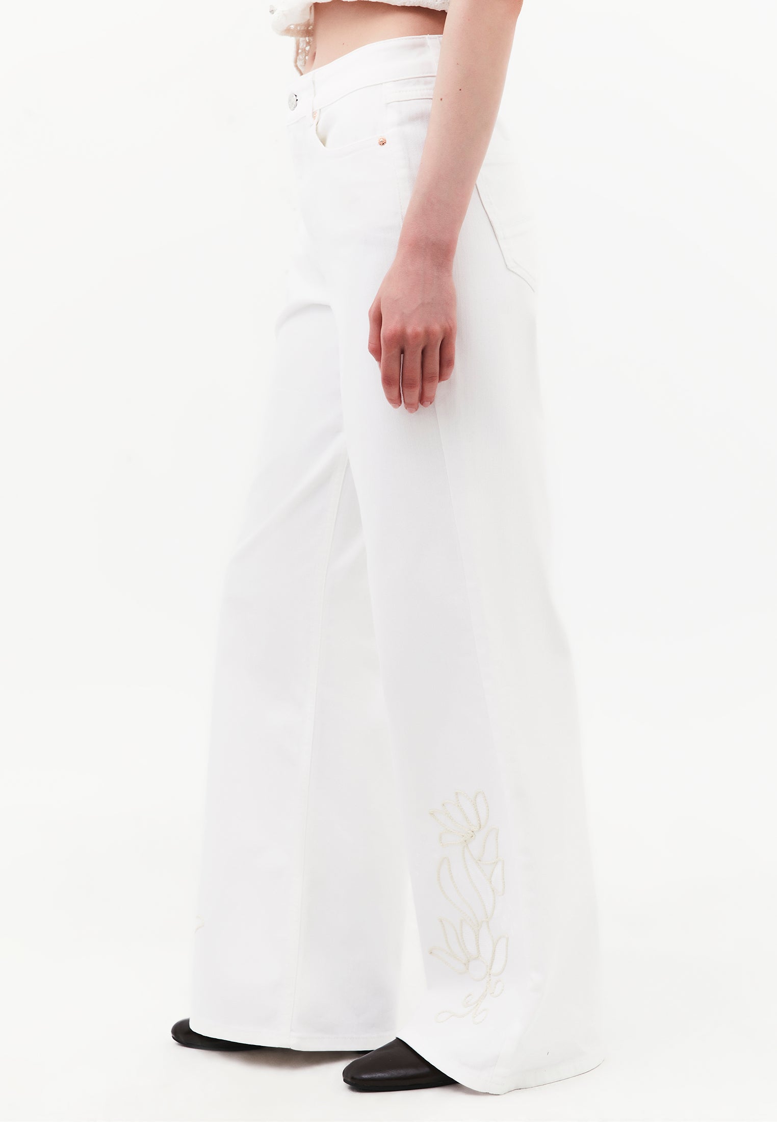 High Waist Wide Leg Embroidered Denim Pants - WHITE DENIM