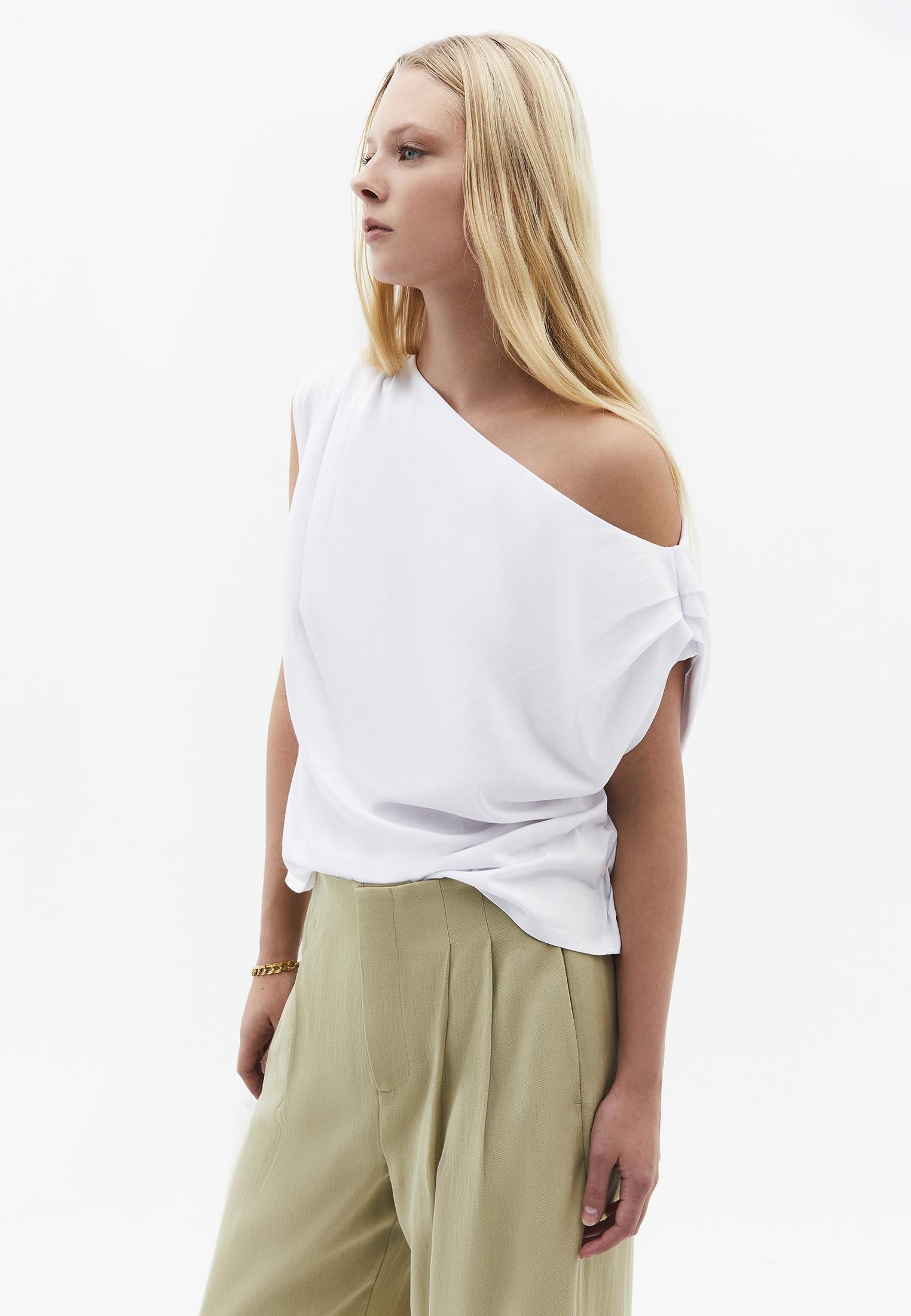 Pleated Asymmetric T-Shirt - WHITE