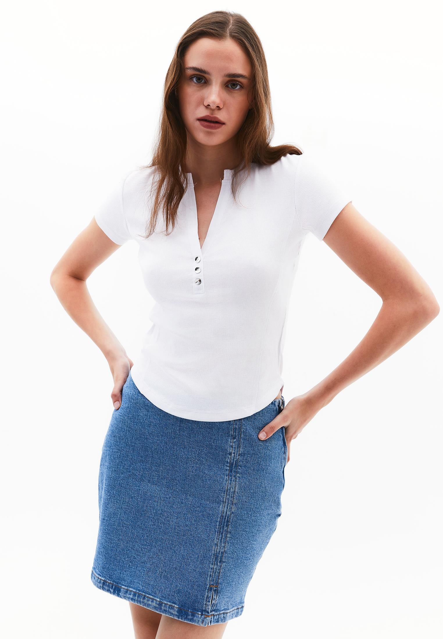 Short Sleeve T-Shirt With Button Detail - WHITE