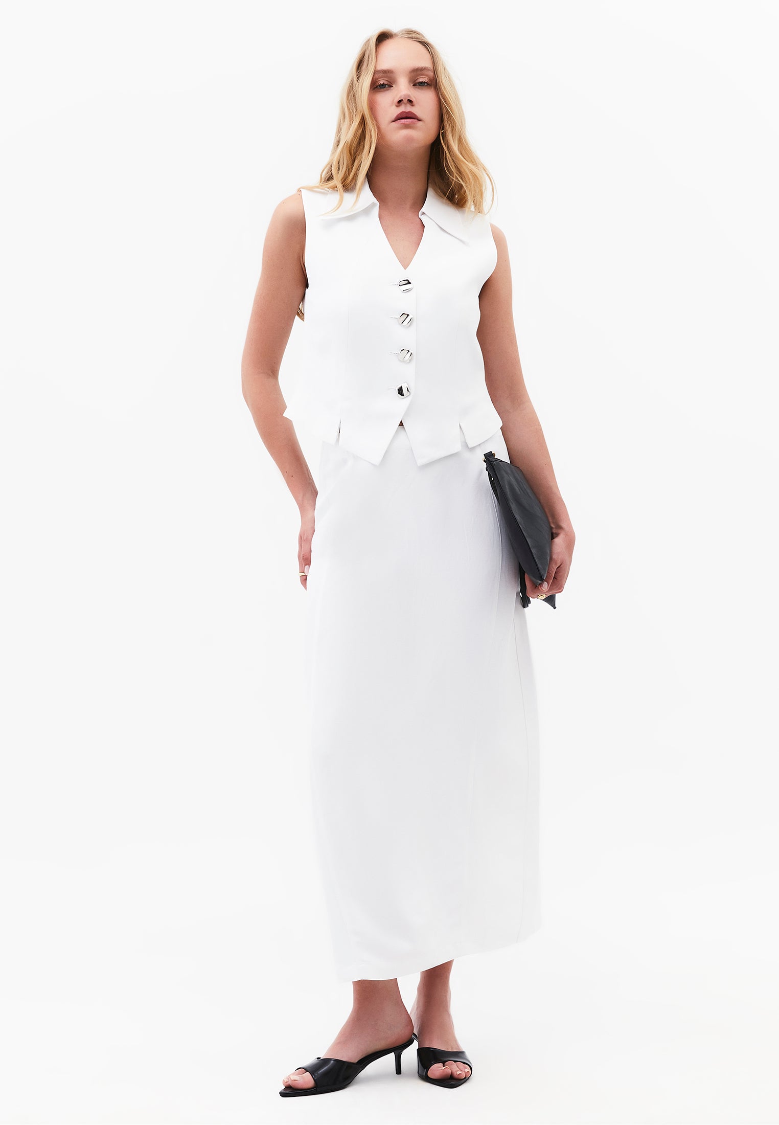 Vest With Shirt Collar And Standard Button Details - WHITE