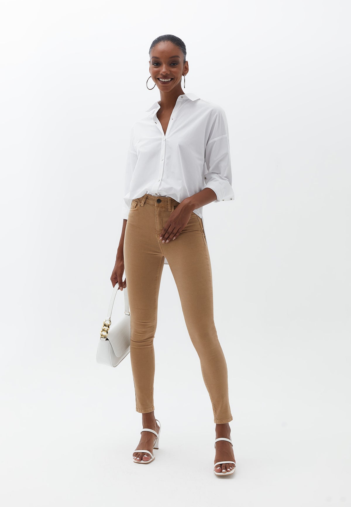 50% POLYESTER 50% COTTON - WHITE