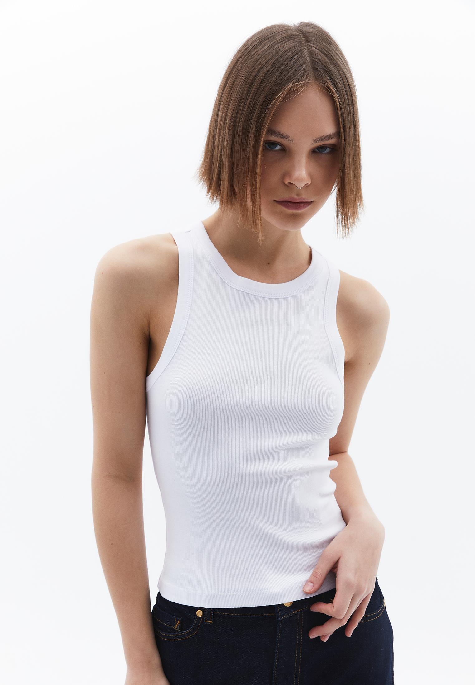 Crew Neck Bodycon Tank Top - WHITE