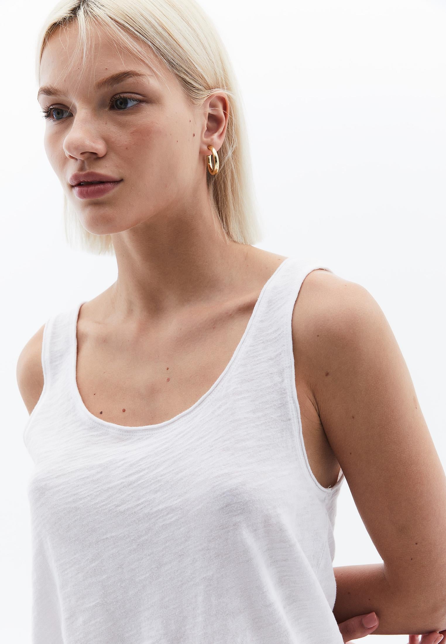 U Neck Tank Top - WHITE