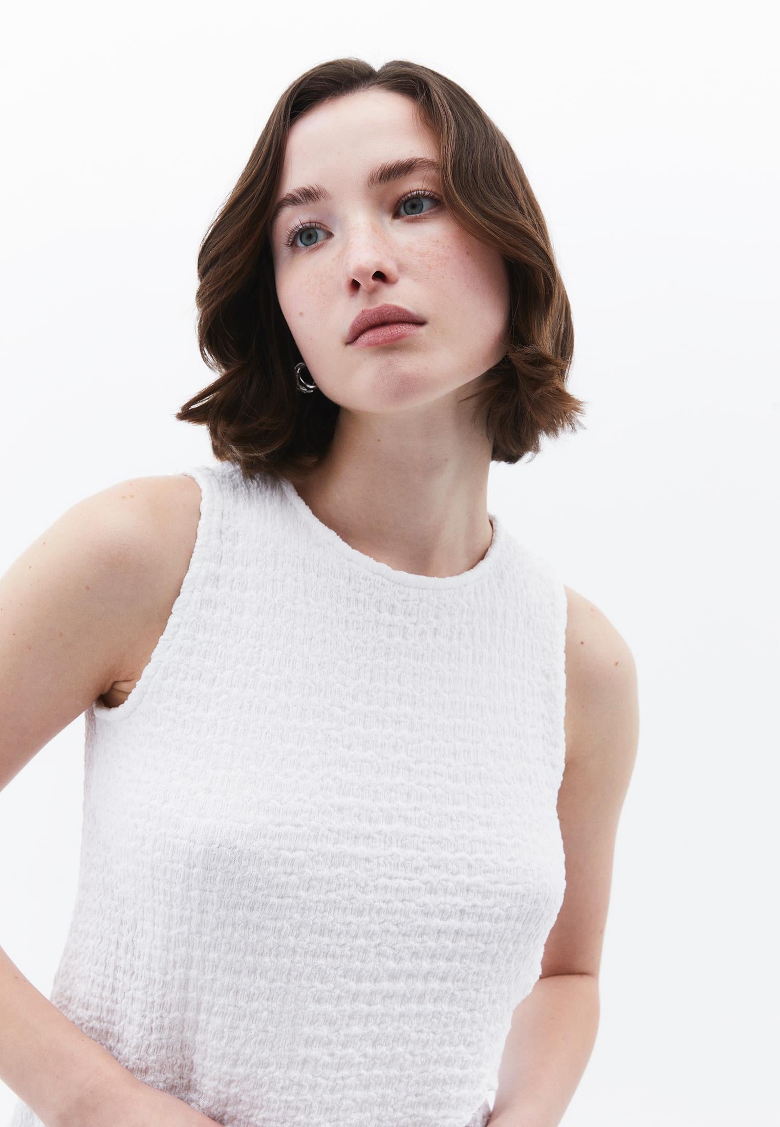 Sleeveless Crew Neck Blouse - WHITE