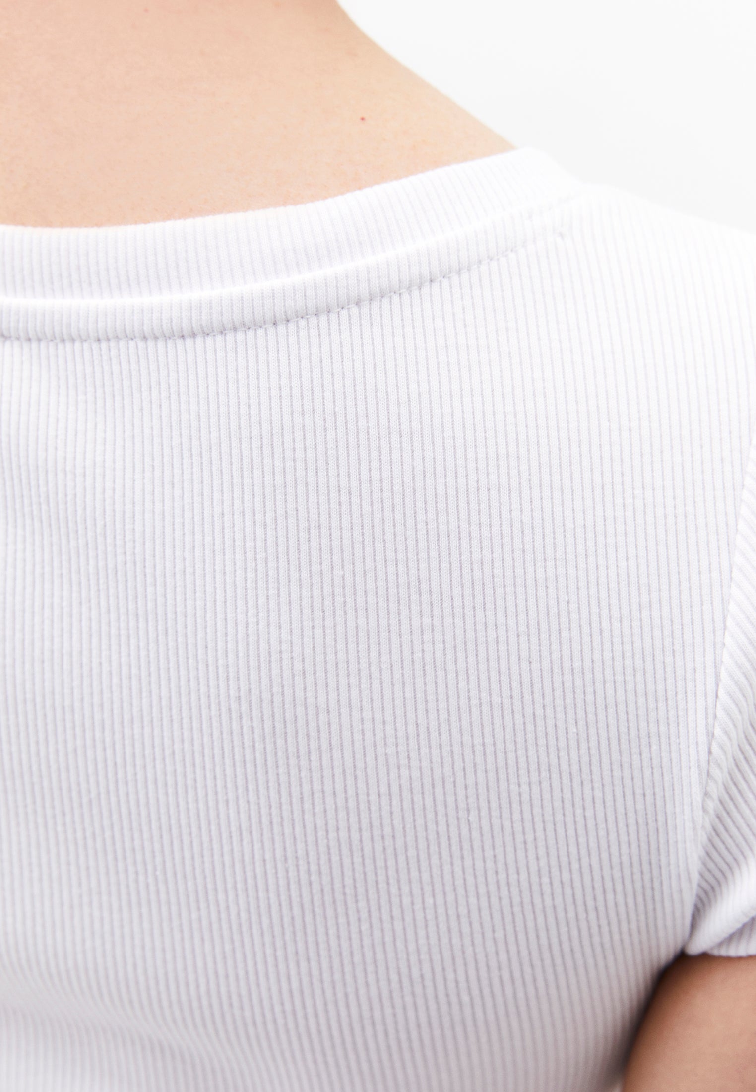 Boat Neck Short Sleeve T-Shirt - WHITE