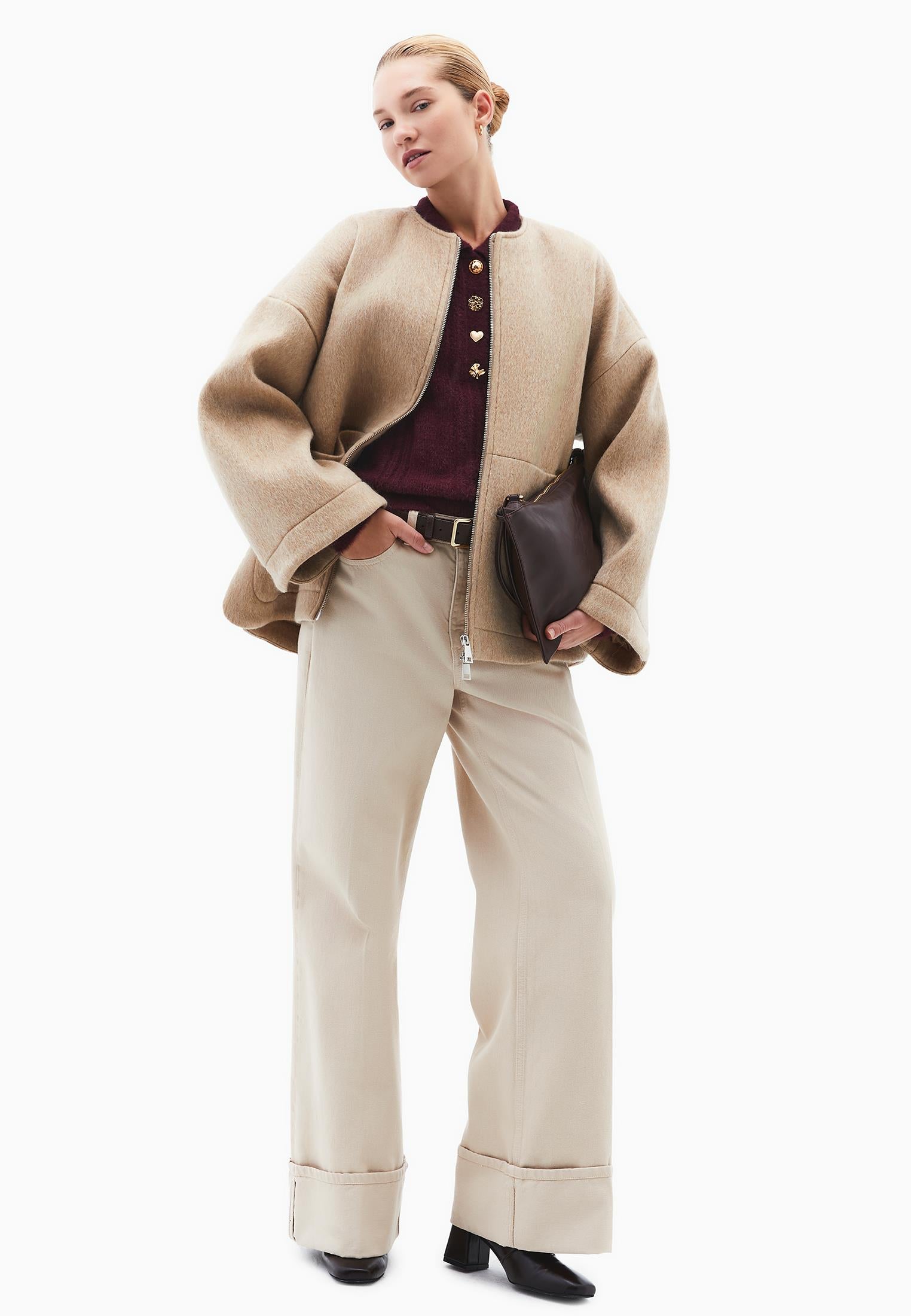 Sweater With Polo Collar And Knit Details - WINETASTING
