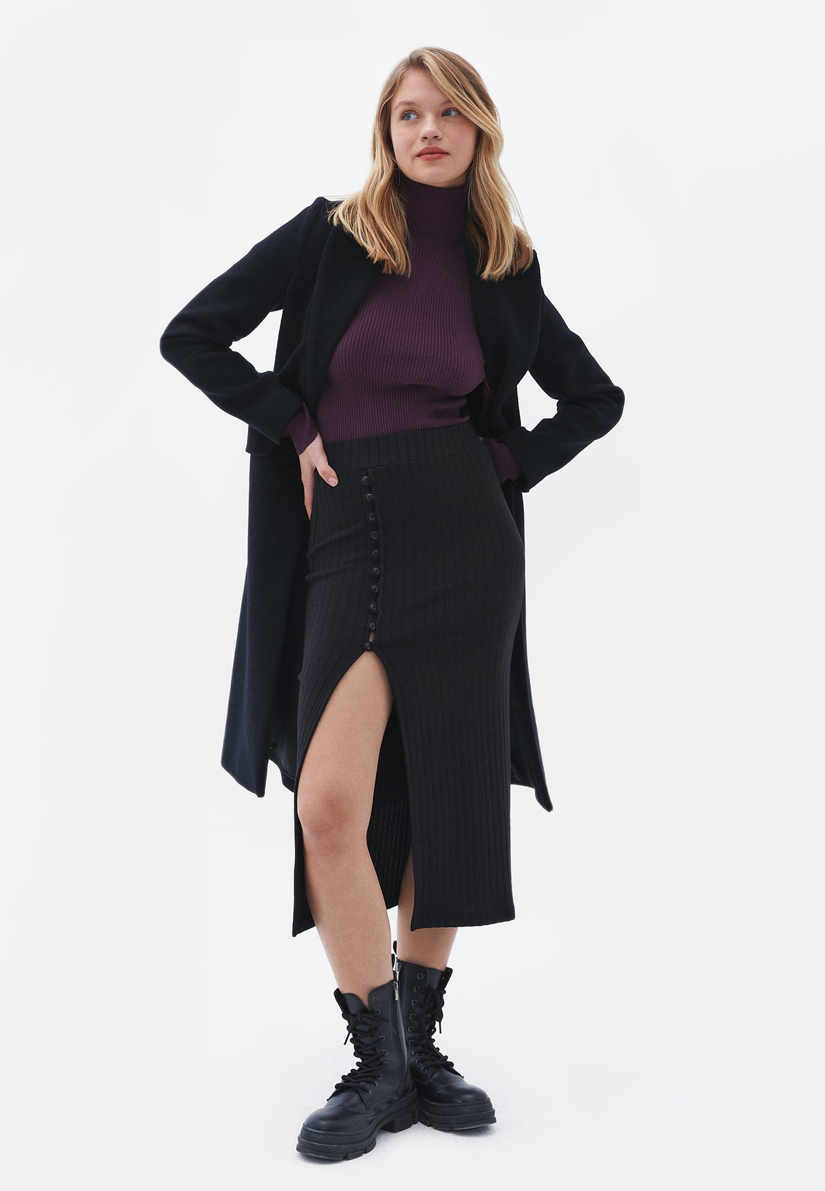 Turtleneck Raglan Sleeve Knitwear - WINTER BLOOM